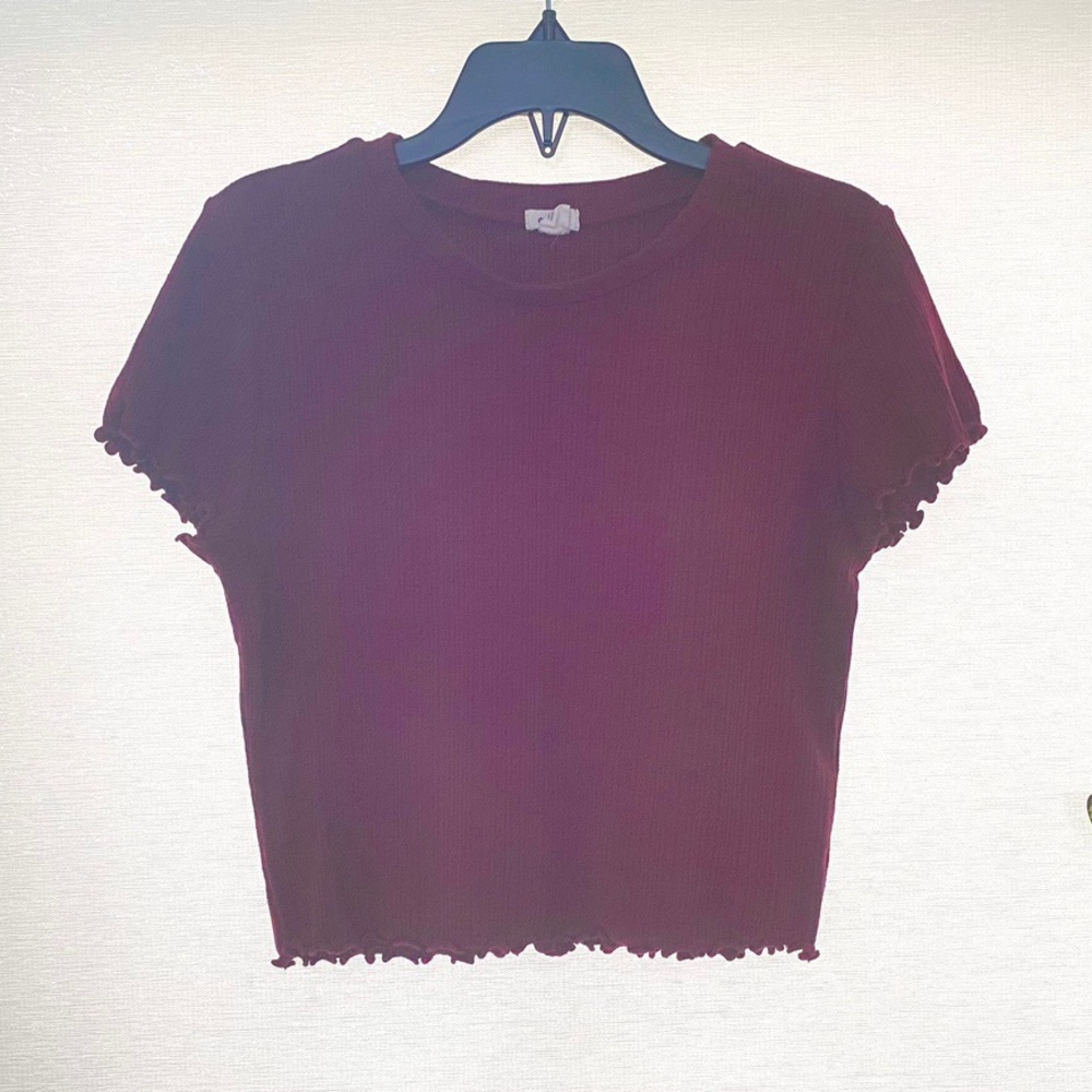 H&M size L maroon shirt